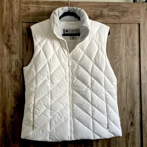Columbia Jackets & Blazers - Women’s Columbia Large White Vertex Down Insulated Vest. 100% Poly Shell & Lined